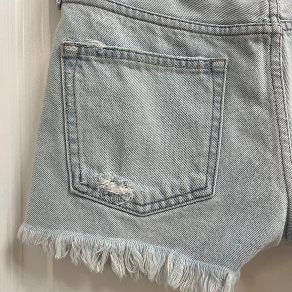 Abercrombie & Fitch Distressed Denim Shorts w/ Lace Detail – Light Wash - Picture 7 of 9
